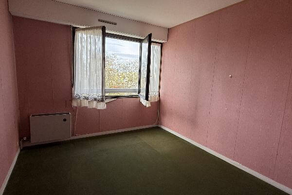 photo Rare : appartement très lumineux, bien agencé avec une belle vue