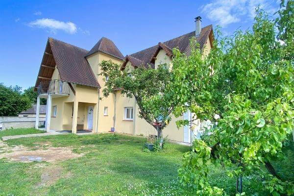 photo Dans un petit village