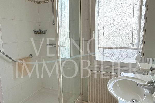 photo Grand appartement avec balcon centre-ville