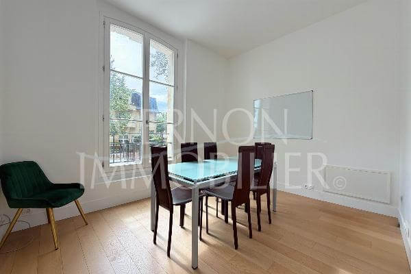 photo Exceptionnel sur Vernon – 100,20 m²