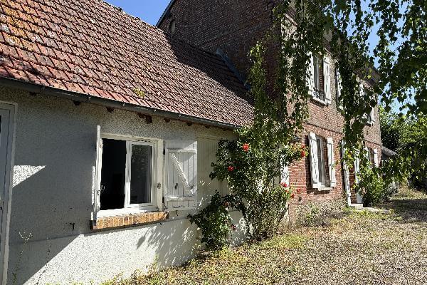 photo Dans un village rive droite